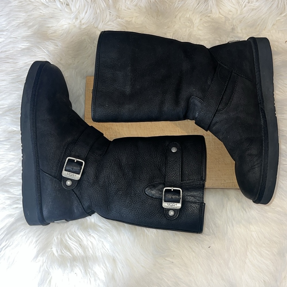 Uggs Buckle detail Mid Calf Suede Leather and Sherpa Lined Boots - Picture 3 of 9